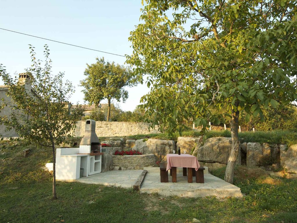 Ferienhaus in ruhiger Lage mit Pool