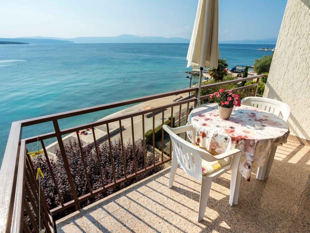 Ferienwohnung Apartment for 2 or 3 Persons by the sea front