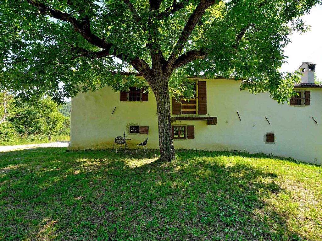 Ferienhaus mit gemeinsamem Pool