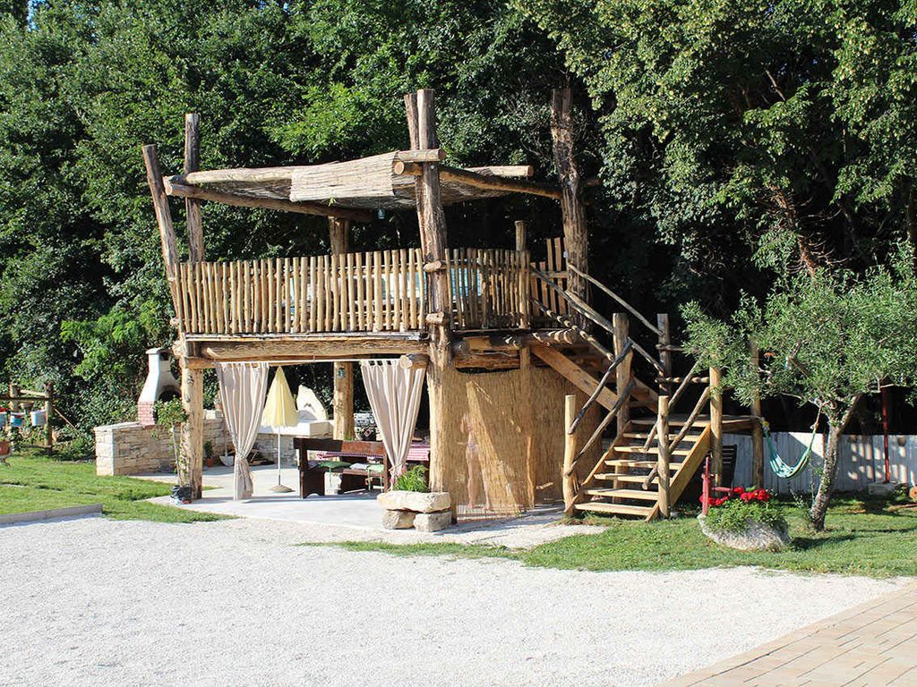 Ferienwohnung mit Pool und Klimaanlage