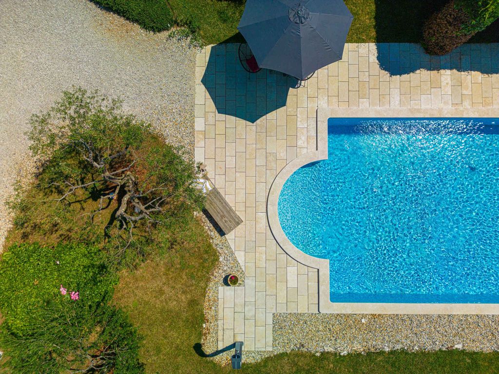 Villa mit Pool und Sauna