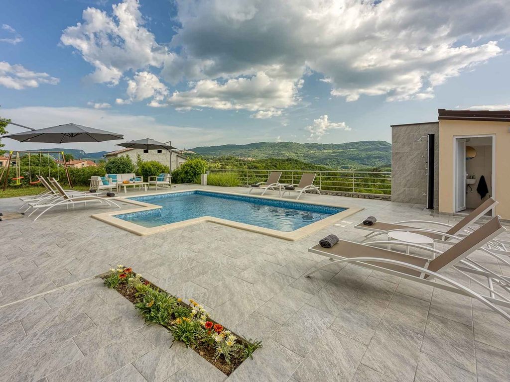 Ferienwohnung mit Pool