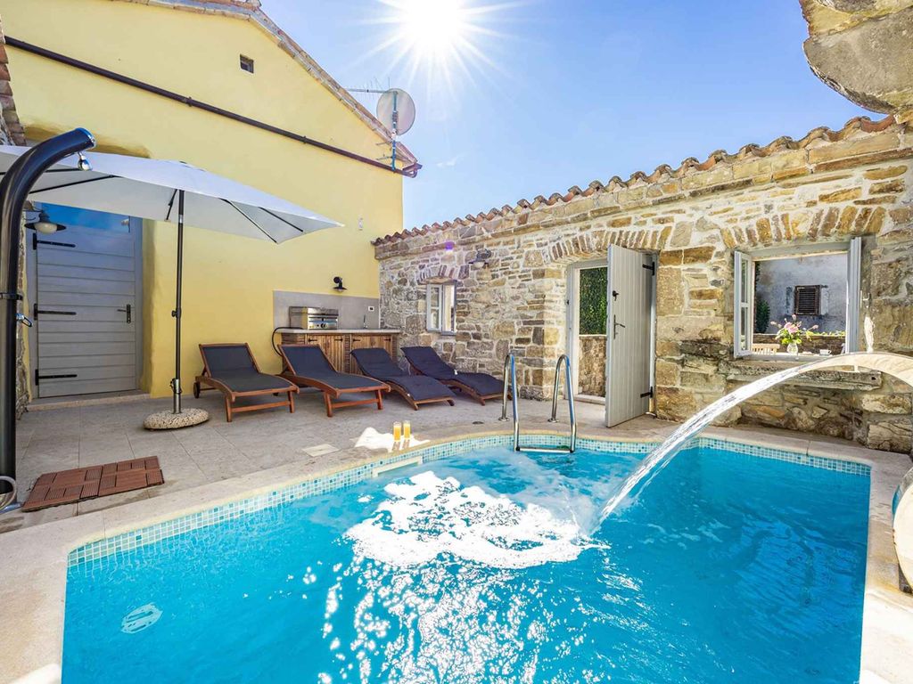 FerienHaus mit Pool