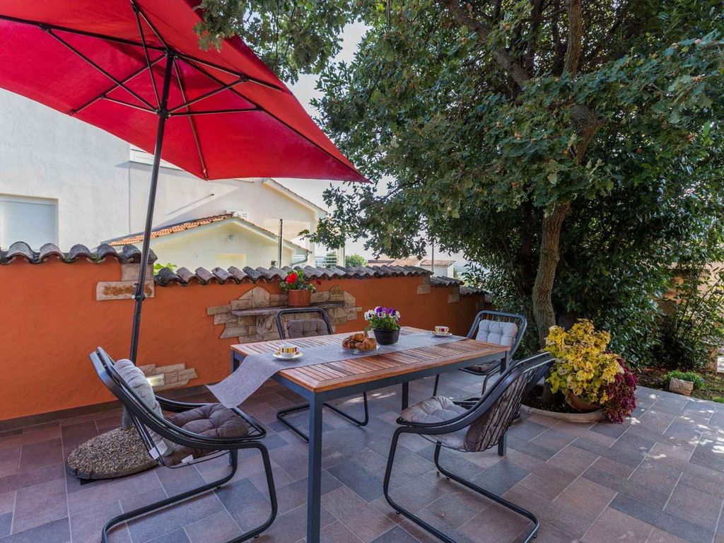 Ferienwohnung mit Klimaanlage und Grill
