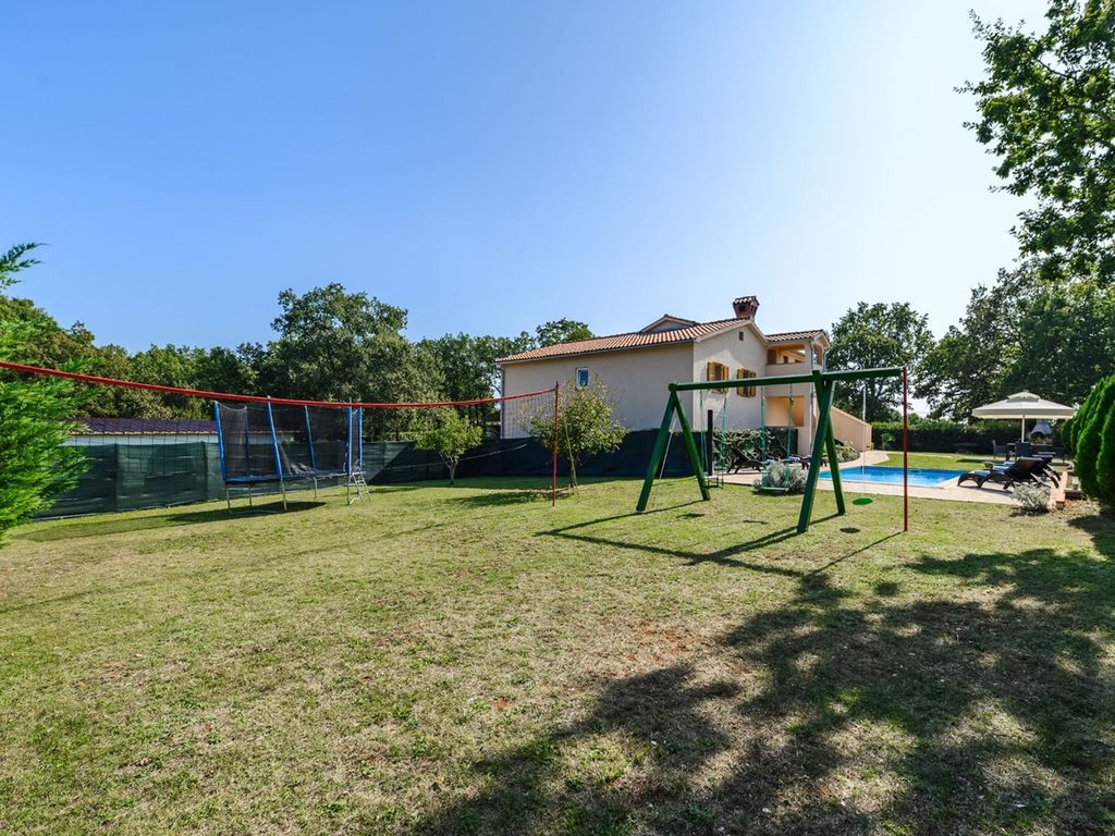 Ferienwohnung mit Klimaanlage und Pool