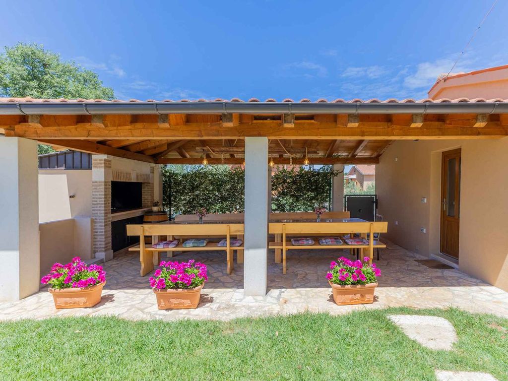 Ferienwohnung mit Klimaanlage mit Terrasse