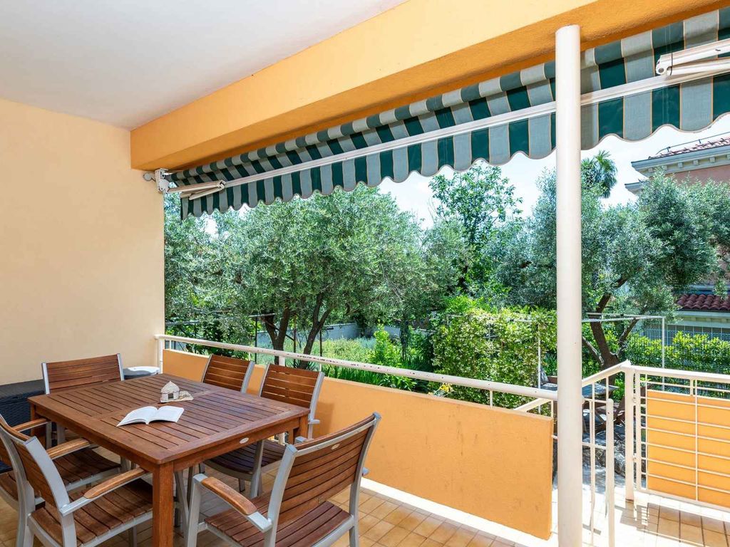 Ferienwohnung mit Garten und Terrasse