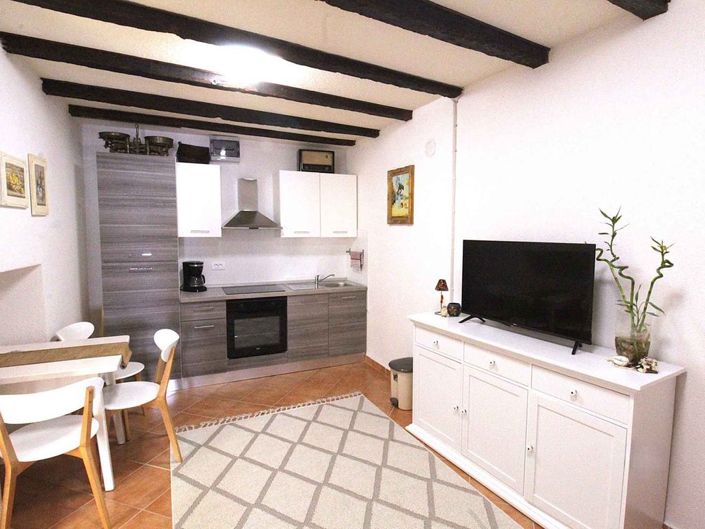 Ferienwohnung mit Klimaanlage und Meerblick