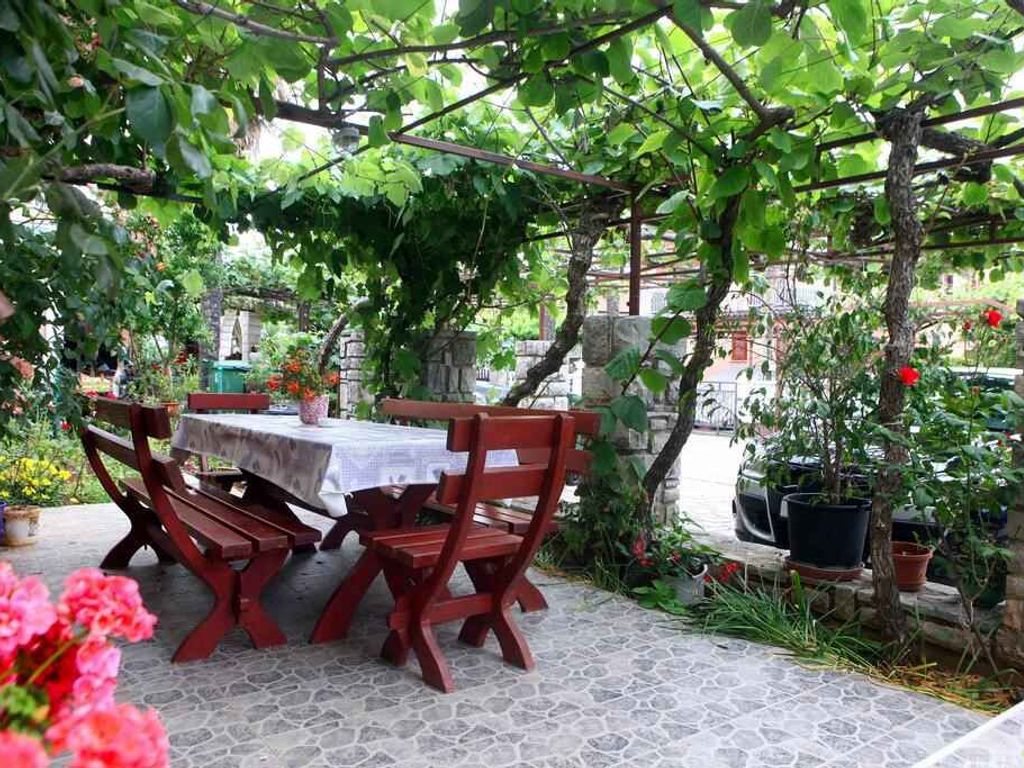 Ferienwohnung mit Klimaanlage und Terrasse in Strandnähe