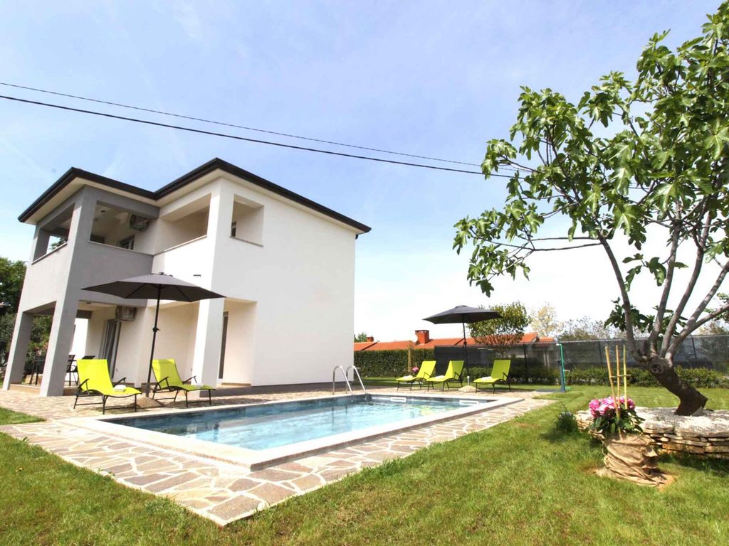 Ferienwohnung mit Klimaanlage und Pool