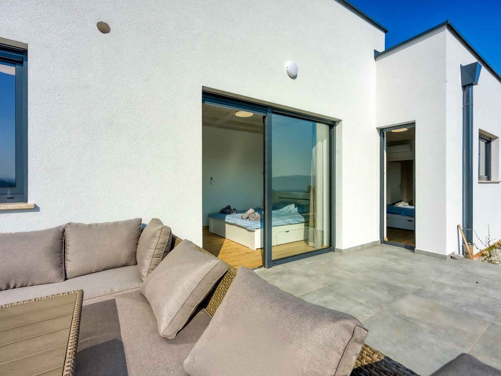 Villa mit Pool, Klimaanlage
