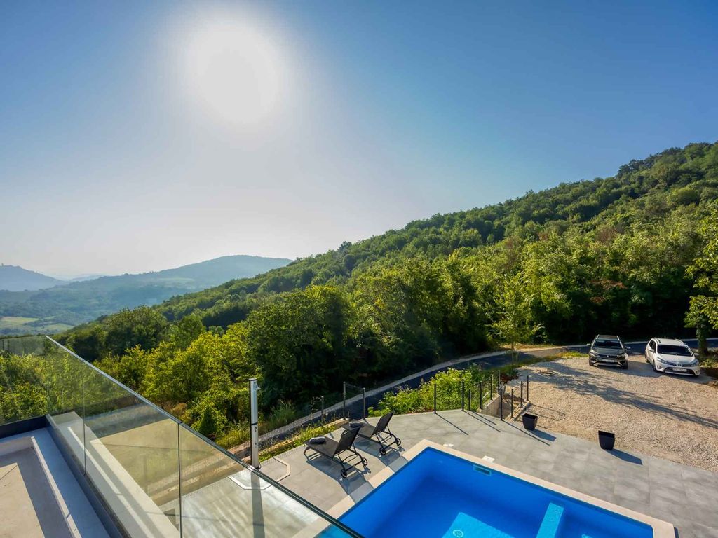 Villa mit Pool, Klimaanlage
