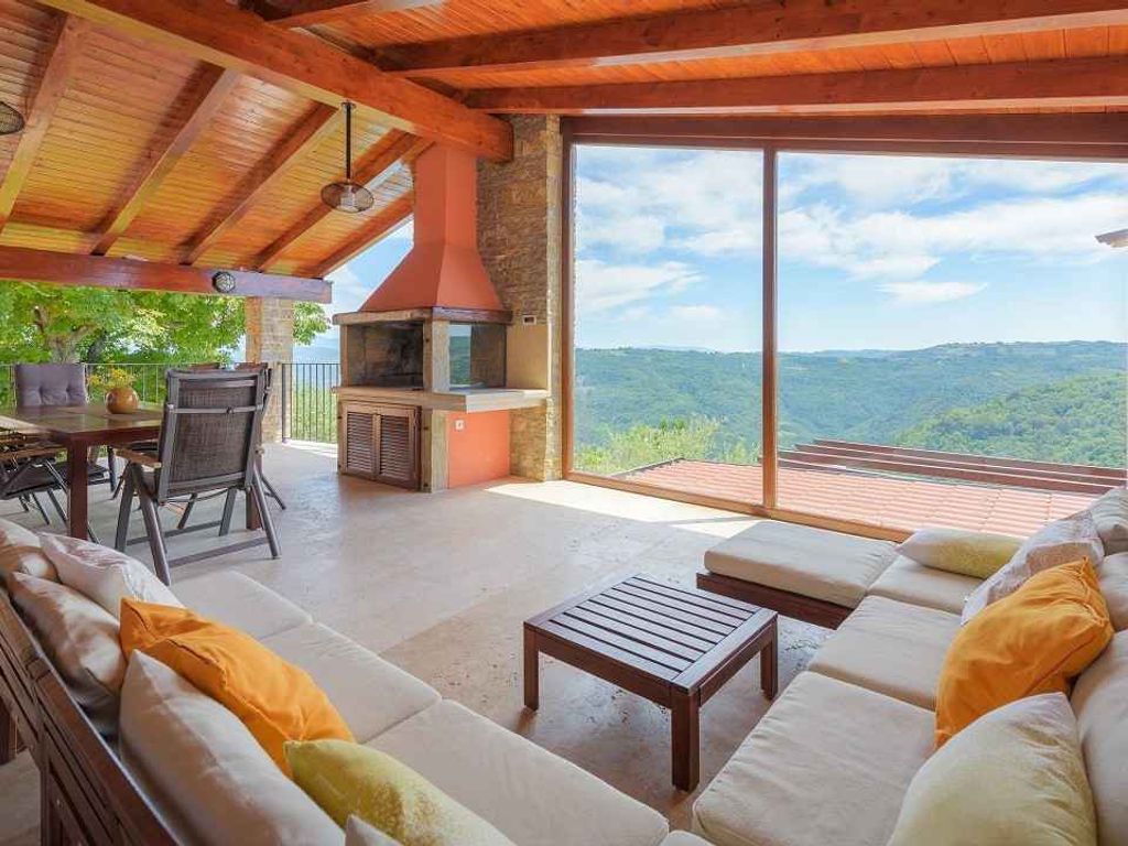 Villa mit Pool