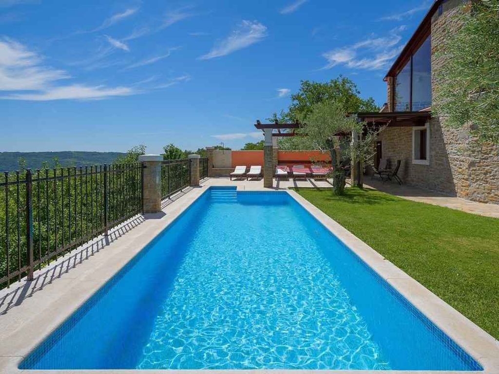 Villa mit Pool