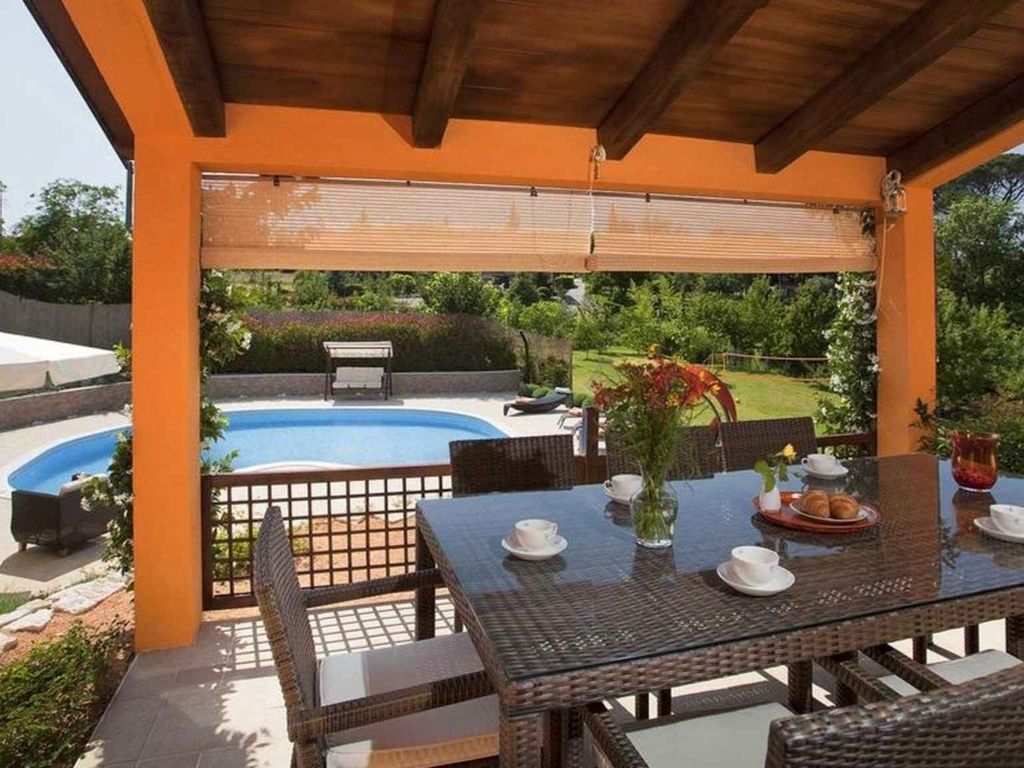 Villa mit Klimaanlage und Pool