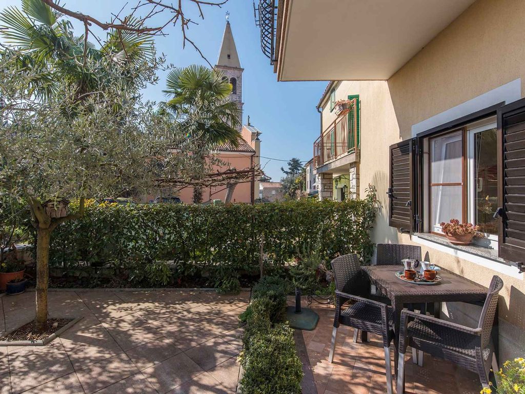 Ferienwohnung in Strandnähe mit Terrasse