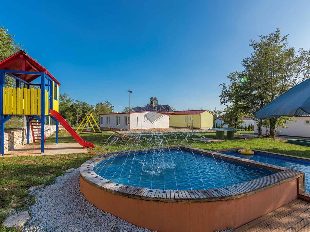 Ferienhaus mit Privatpool