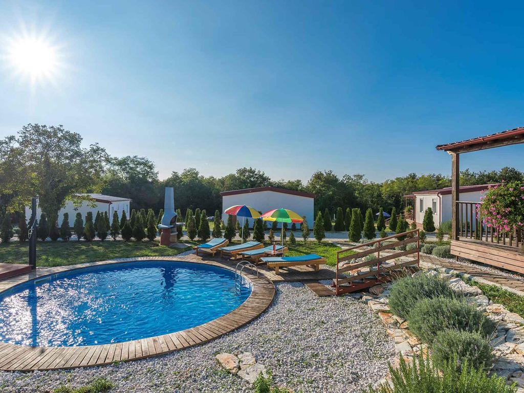 Ferienhaus mit Privatpool