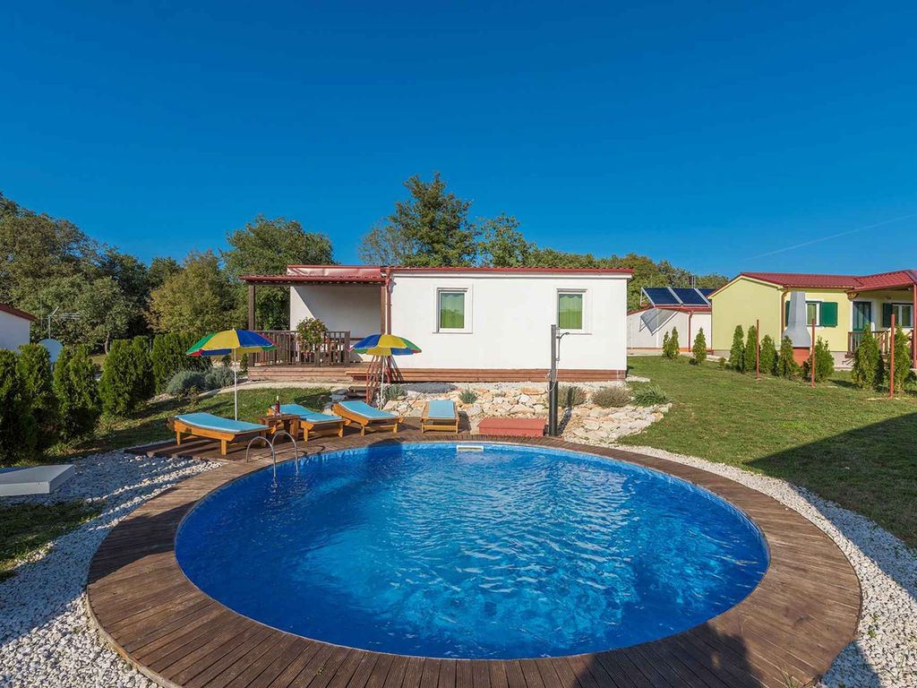 Ferienhaus mit Privatpool