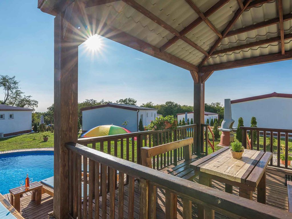 Ferienhaus mit Privatpool