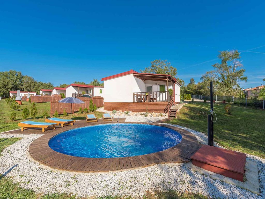 Ferienhaus mit Privatpool