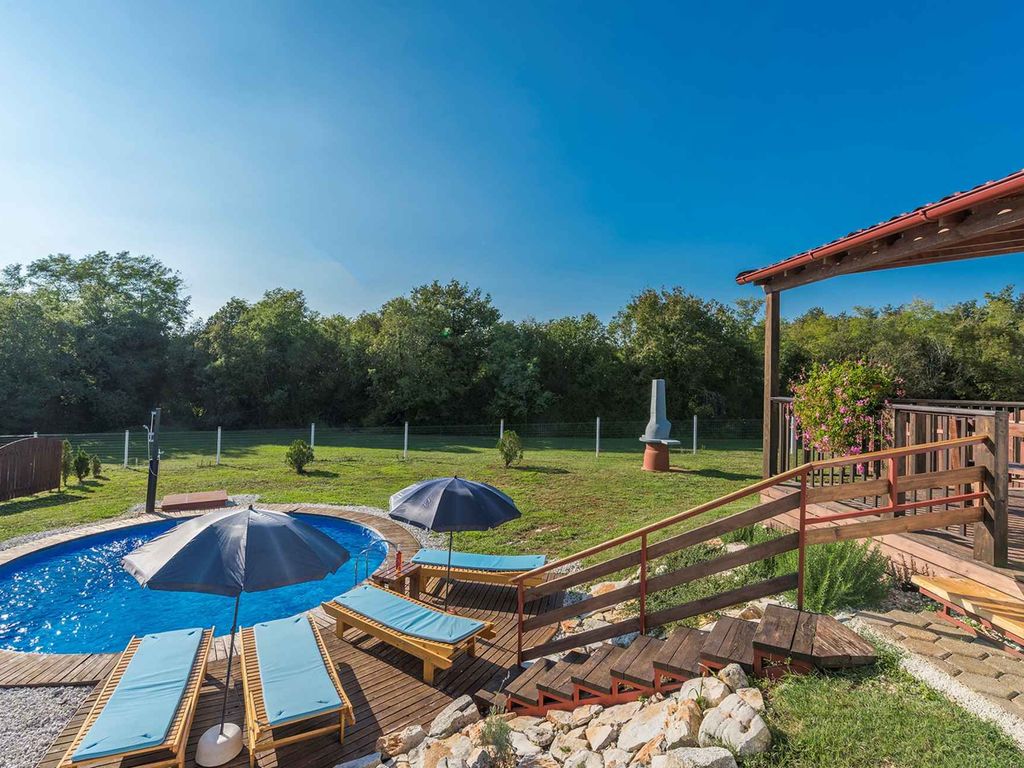 Ferienhaus mit Privatpool