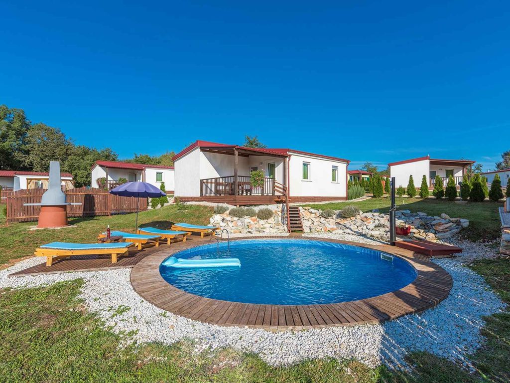 Ferienhaus mit Privatpool