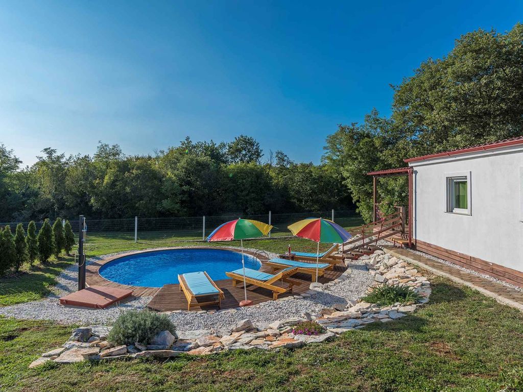 Ferienhaus mit Privatpool