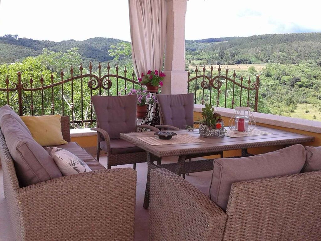 Studio mit Balkon