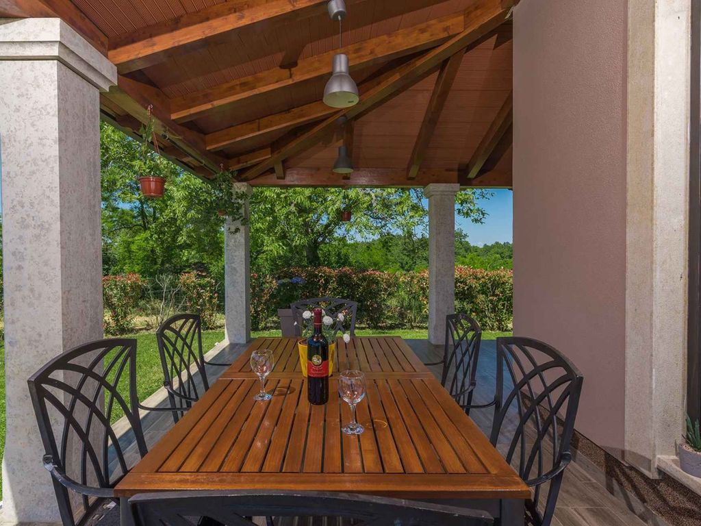 Ferienhaus mit Privatpool