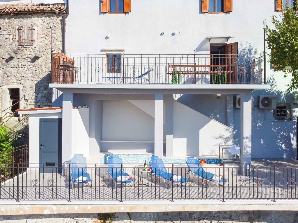 Ferienwohnung mit Pool