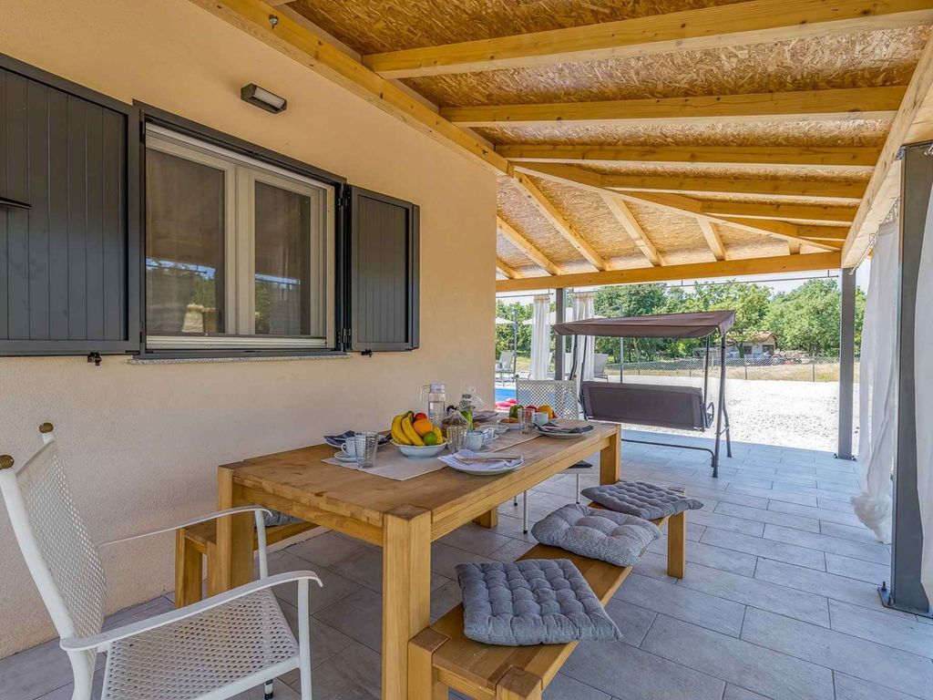 Ferienhaus mit Privatpool