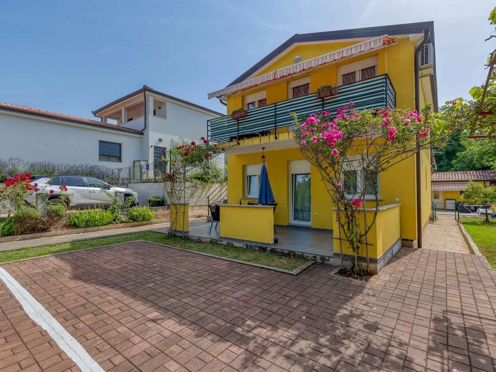 Ferienwohnung mit Balkon