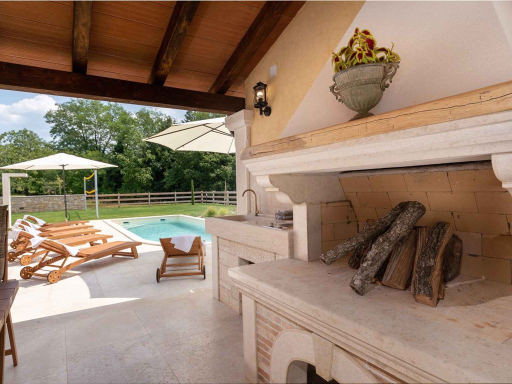 Villa mit Privatpool