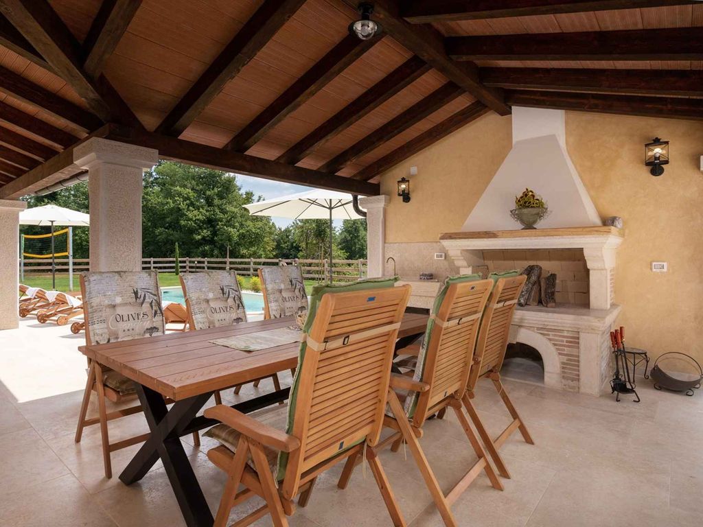 Villa mit Privatpool