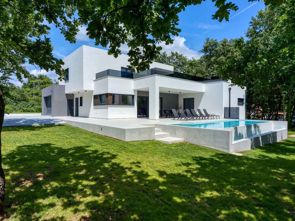 Villa mit Privatpool