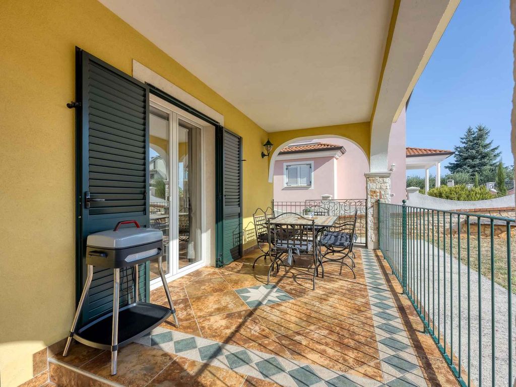 Ferienwohnung mit Terrasse