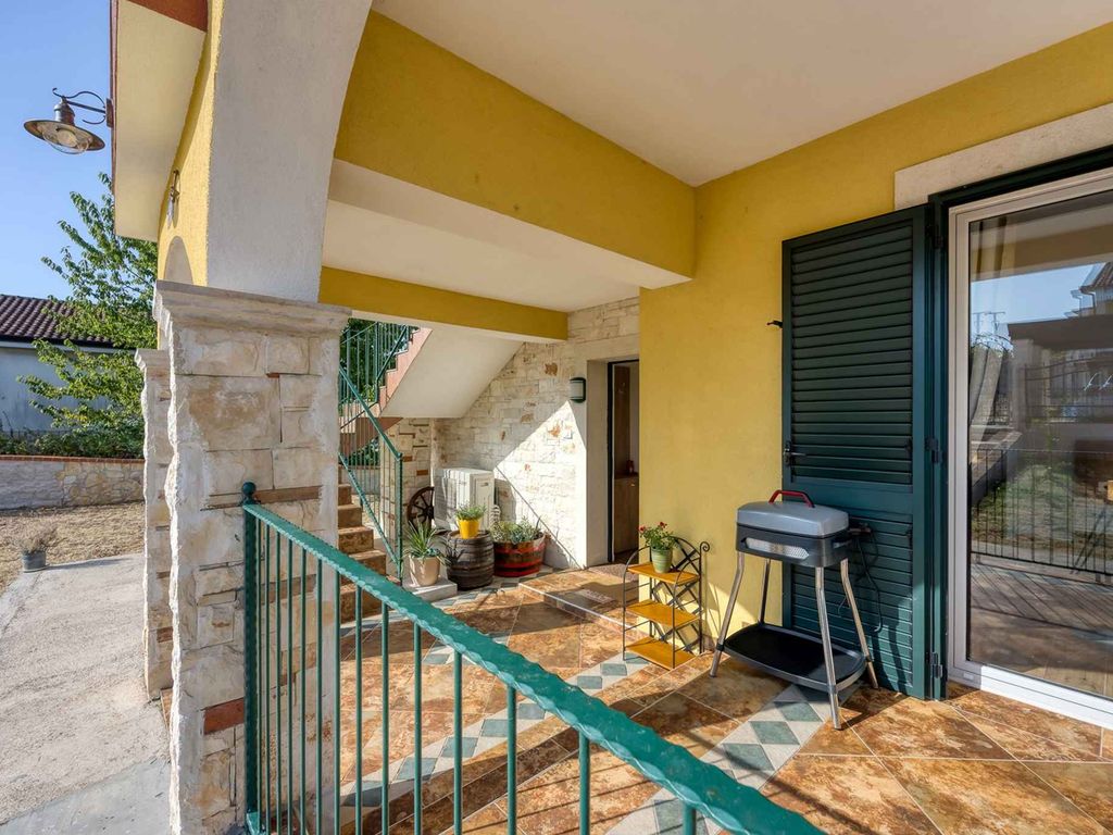 Ferienwohnung mit Terrasse