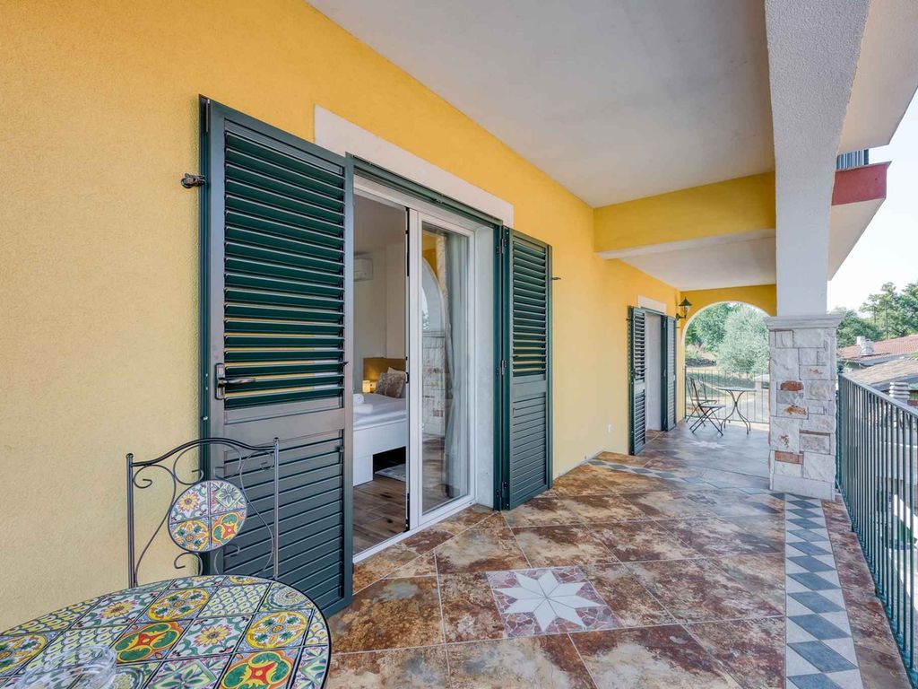 Ferienwohnung mit Terrasse