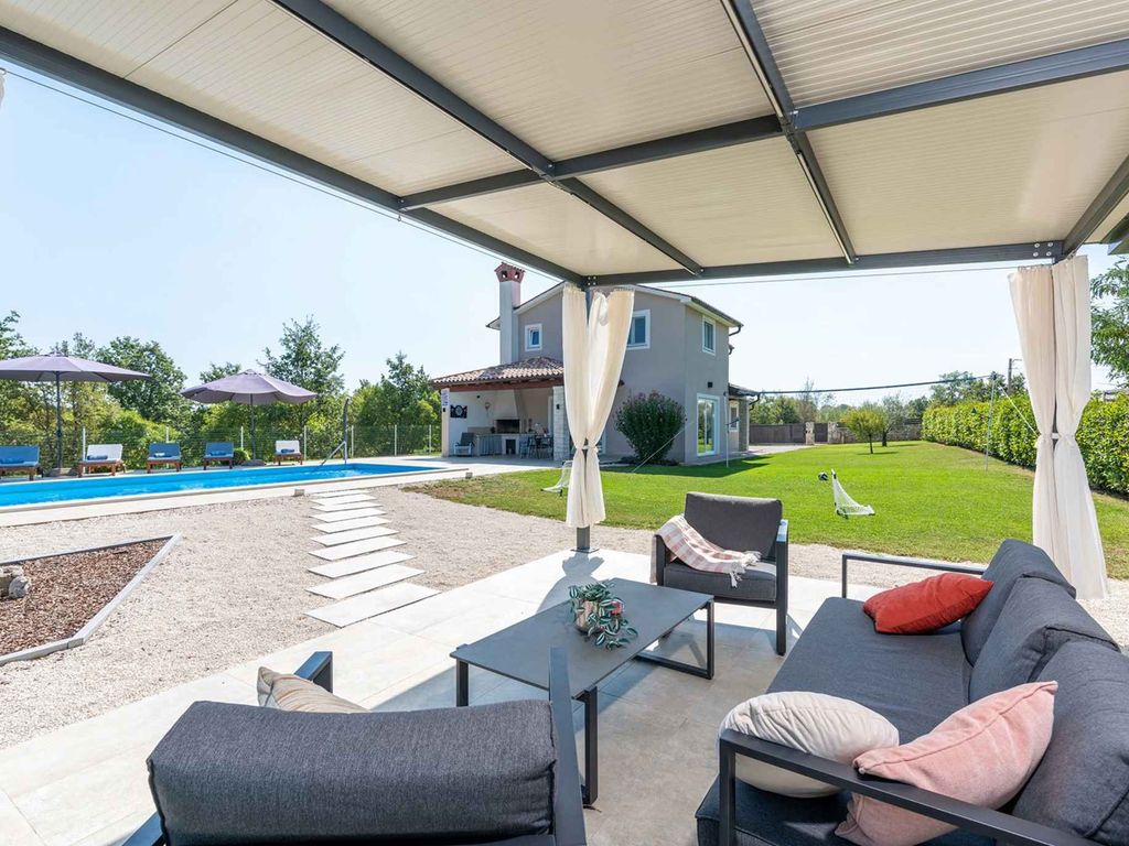 Villa mit Privatpool