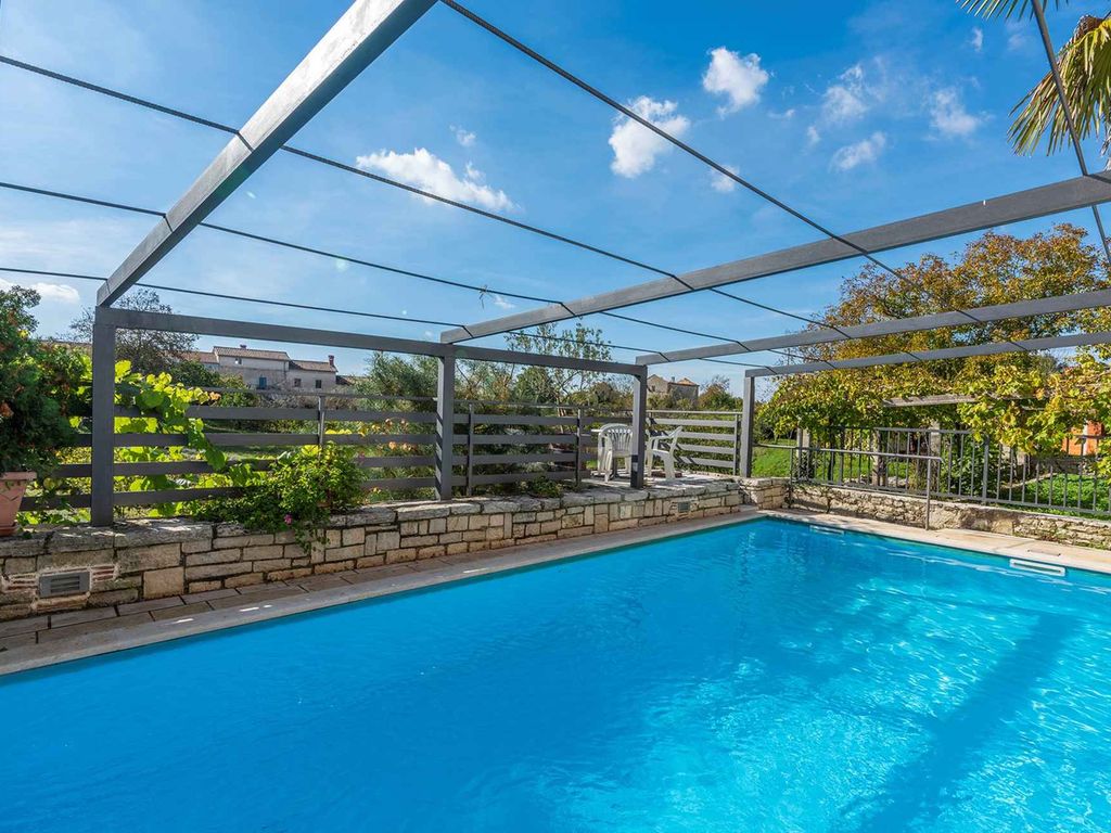 Ferienwohnung mit Pool