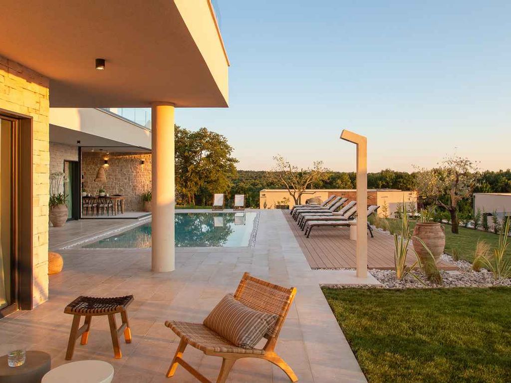 Ferienhaus mit Pool