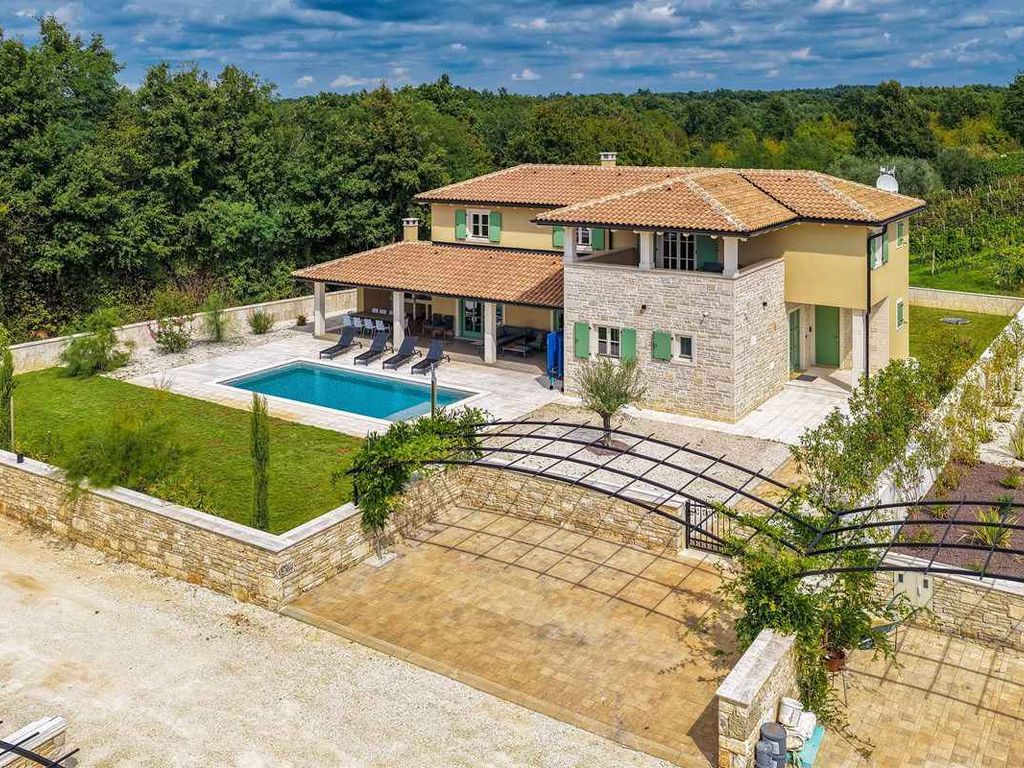 FerienHaus mit Pool