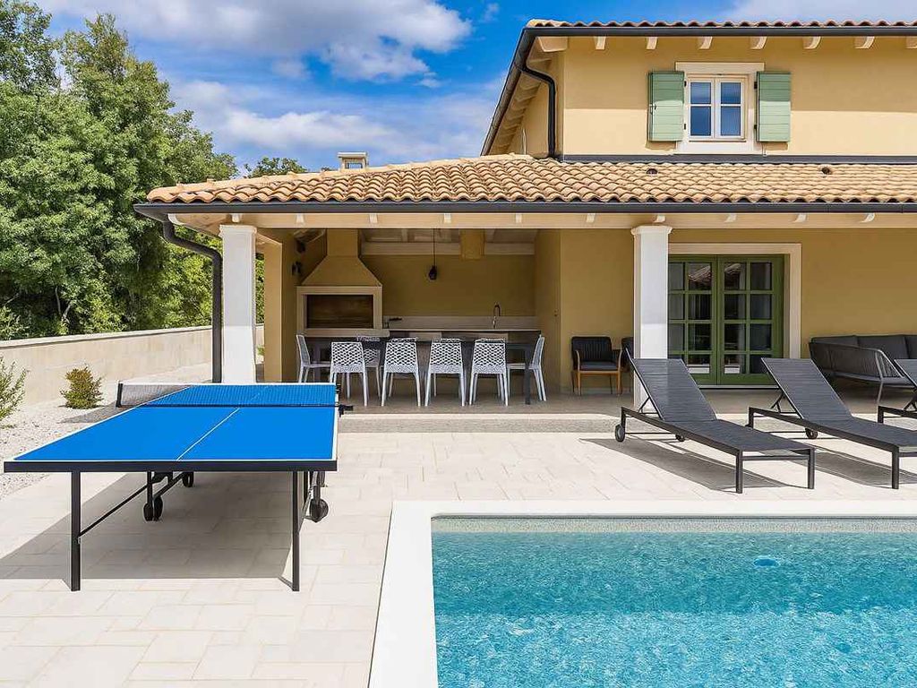 FerienHaus mit Pool