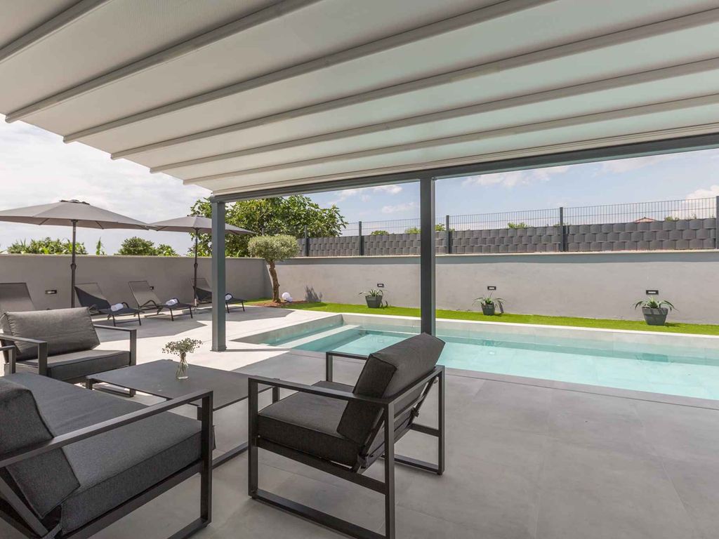 Villa Villa Ana Tinjan (691177,ANATINJAN)