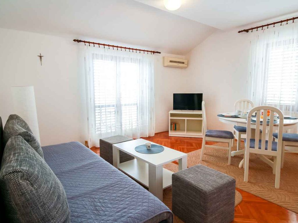 Ferienwohnung Katarina k 2.kat br.3