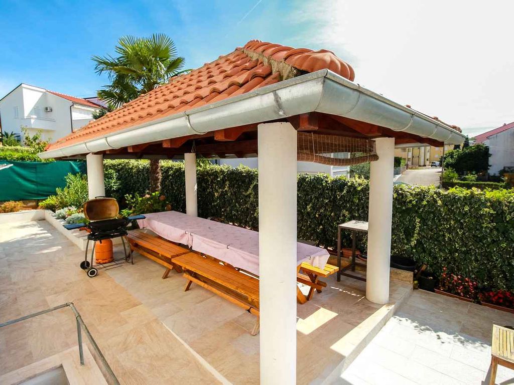 Ferienwohnung Katarina k ap/2 br.5