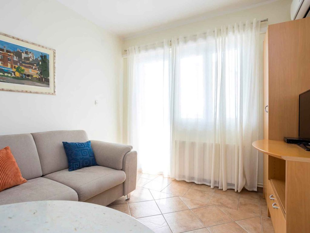 Ferienwohnung Apartment a2/lijevo ispred