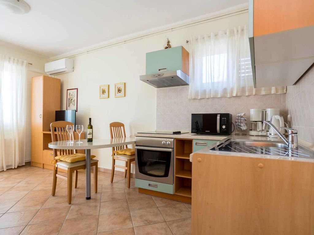 Ferienwohnung Apartment a2/lijevo ispred