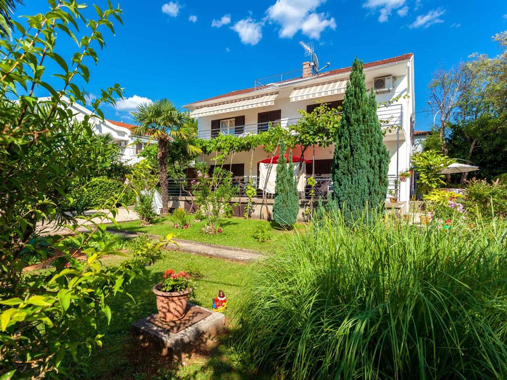 Ferienwohnung Apartment Maria near beach in Malinska